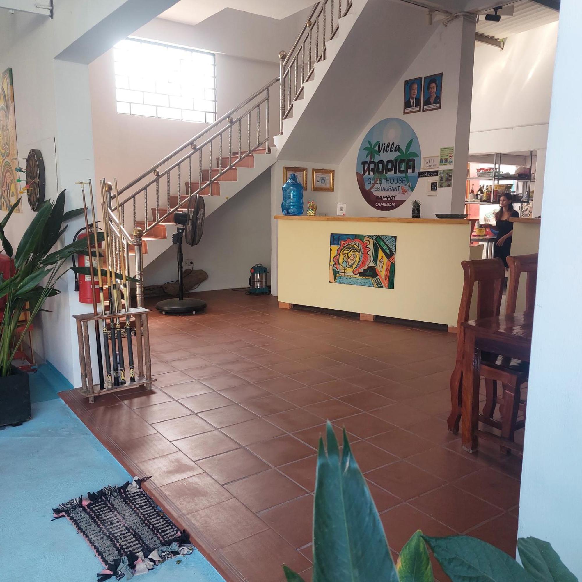 Tropica Homestay *