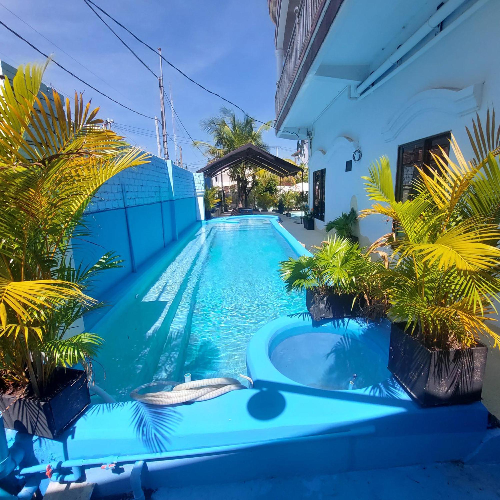 Tropica *